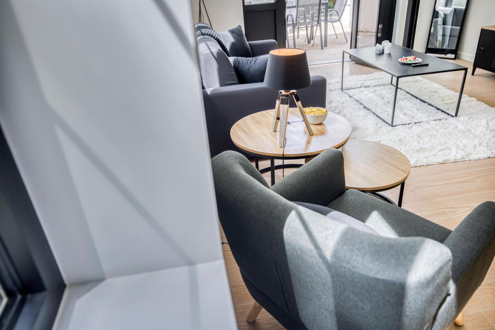 1 - Grand Appartement Spacieux Dans Un Chateau Du 17Eme Siecle, A 15Min De Lyon Vourles エクステリア 写真