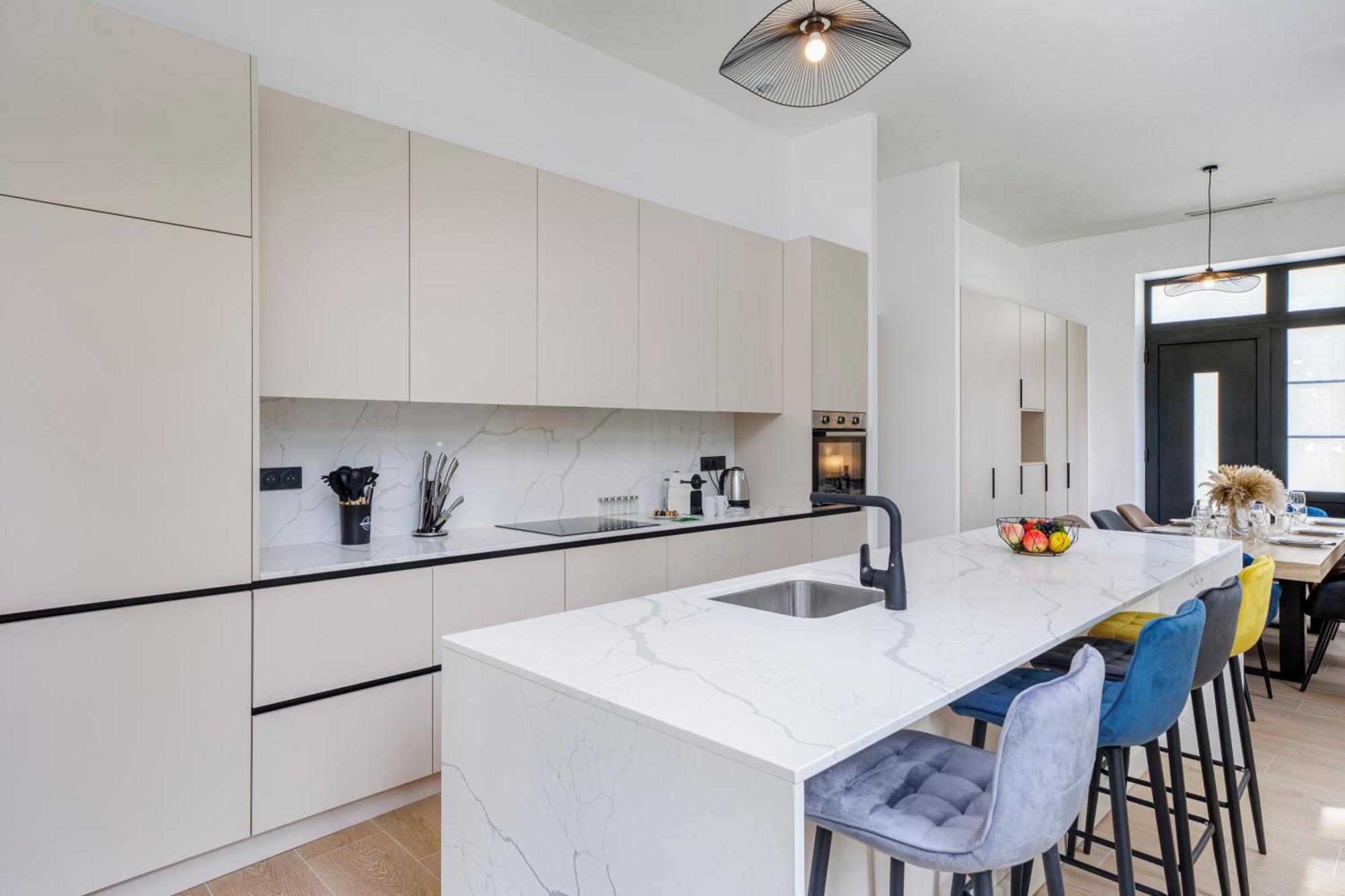 1 - Grand Appartement Spacieux Dans Un Chateau Du 17Eme Siecle, A 15Min De Lyon Vourles エクステリア 写真
