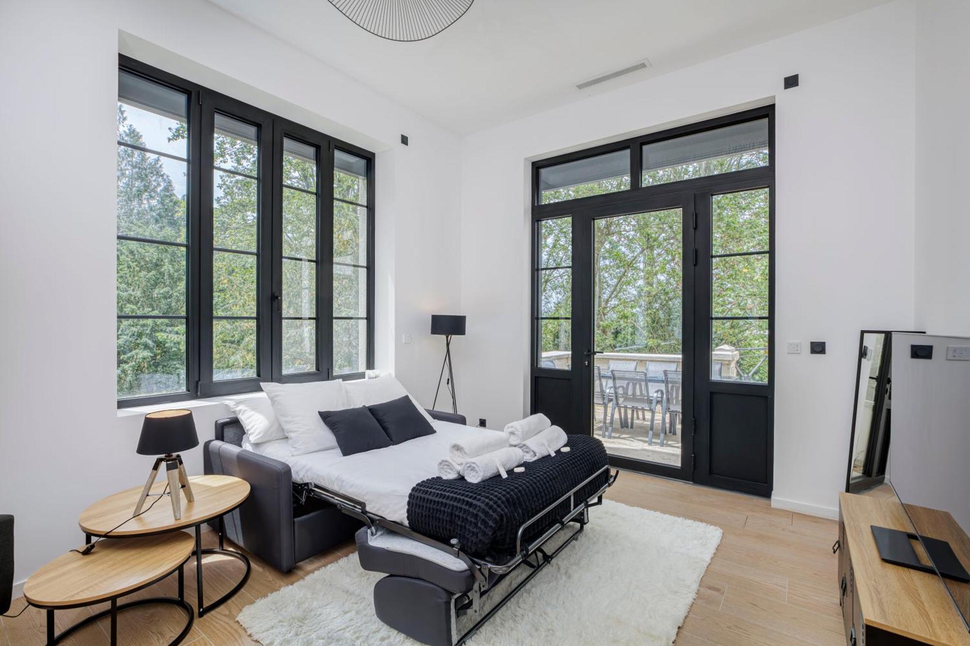 1 - Grand Appartement Spacieux Dans Un Chateau Du 17Eme Siecle, A 15Min De Lyon Vourles エクステリア 写真