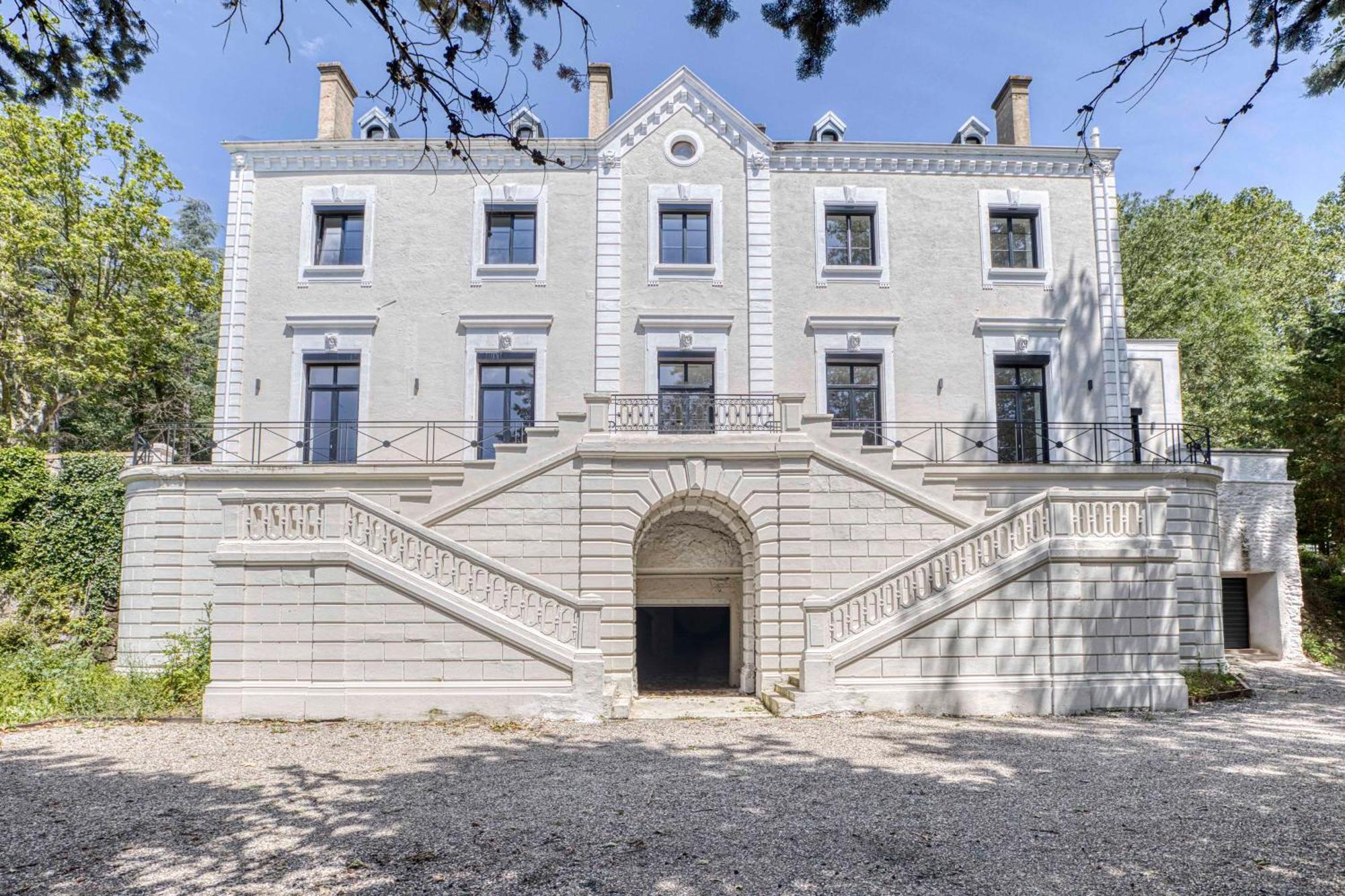 1 - Grand Appartement Spacieux Dans Un Chateau Du 17Eme Siecle, A 15Min De Lyon Vourles エクステリア 写真